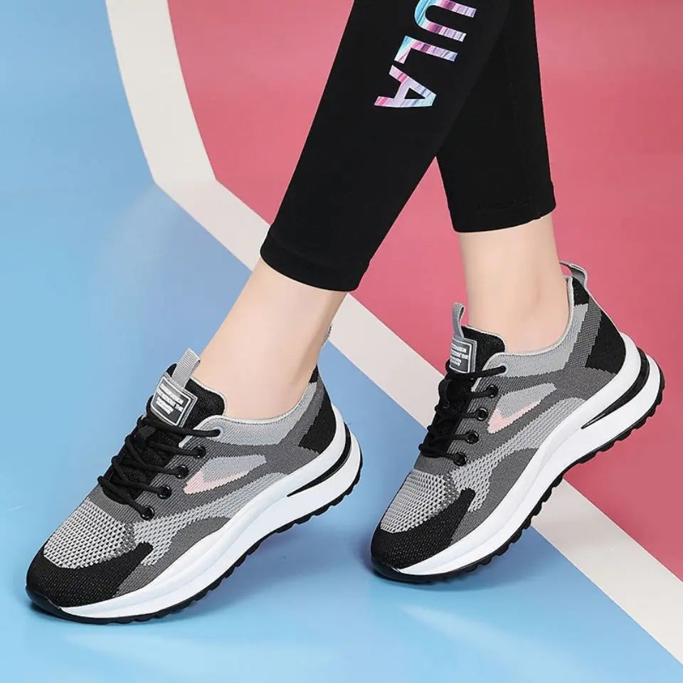 Trendy Women's Breathable Mesh Sports Shoes for Running