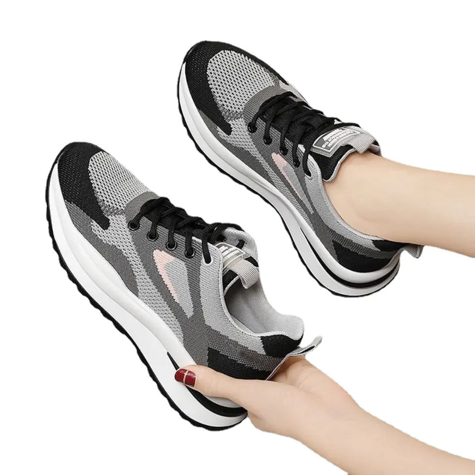 Trendy Women's Breathable Mesh Sports Shoes for Running